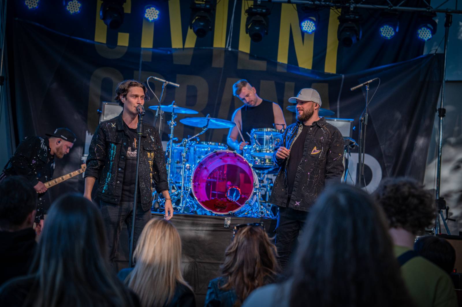 Civilní Obrana bavila pražskou Stromovku, jejím hostem byli Highland