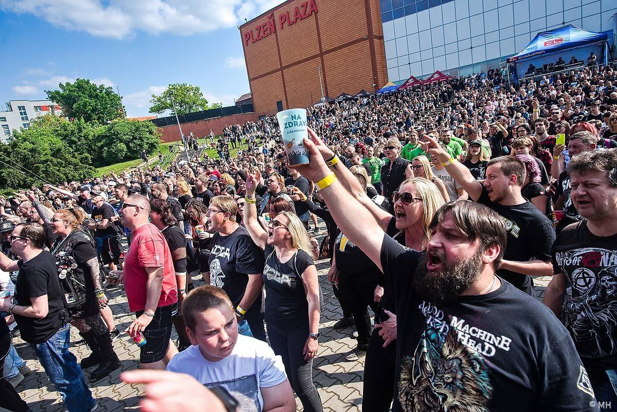 Plzeň patřila rocku, zahráli Škwor, Alkehol i Doga