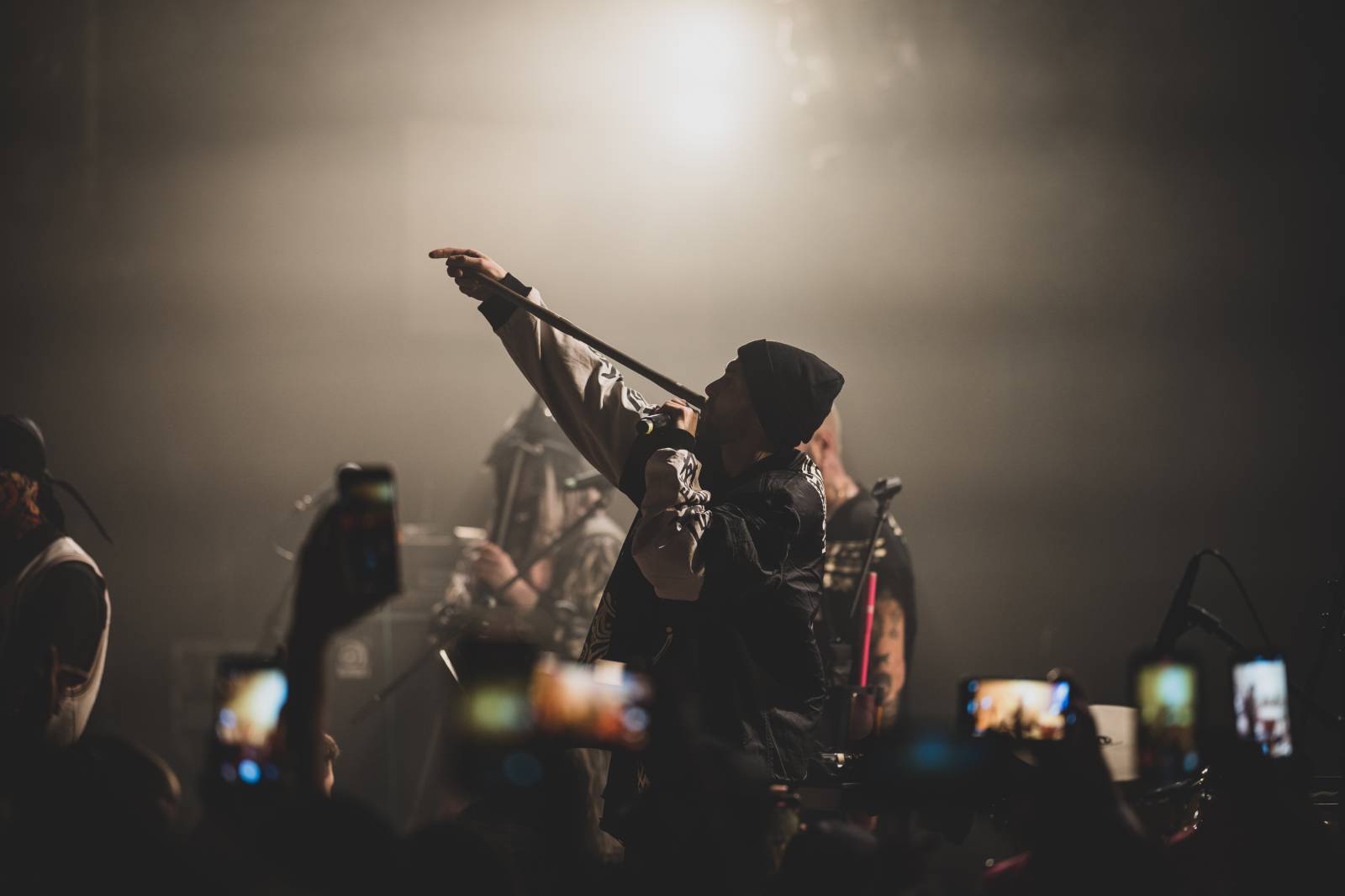 Kalush Orchestra vyprodala Lucerna Music Bar, fanoušky bavila mixem hudebních žánrů