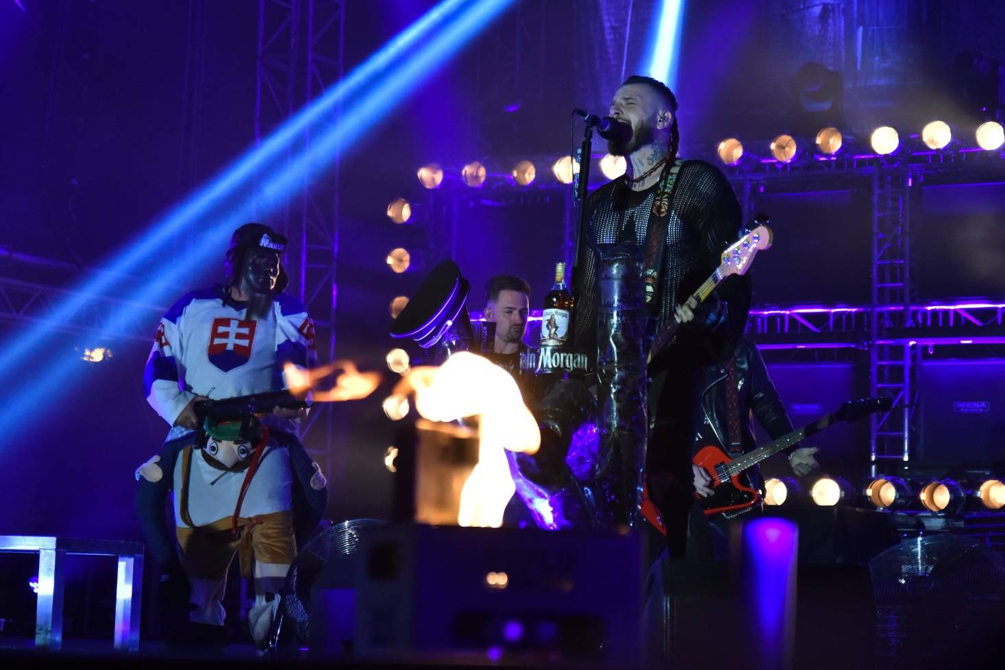 Rybičky 48 oslavily dvacetiny doma, popřáli jim Voxel či Imodium