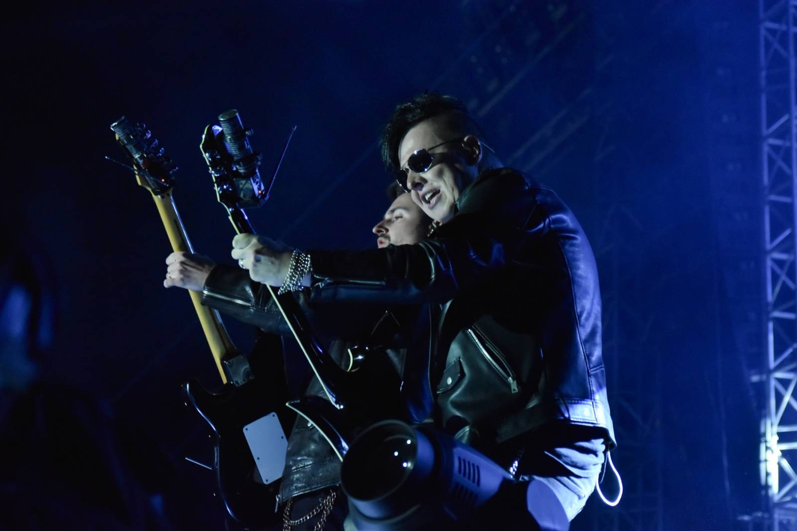 Rybičky 48 oslavily dvacetiny doma, popřáli jim Voxel či Imodium