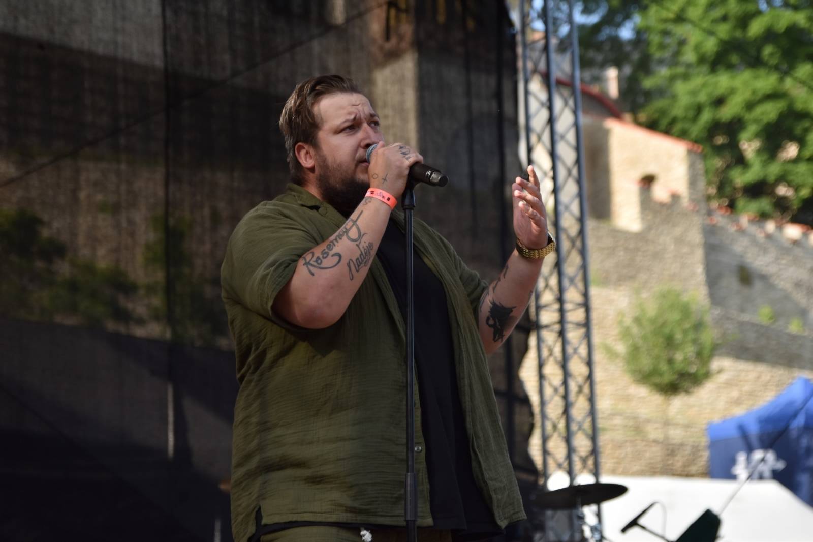 Rybičky 48 oslavily dvacetiny doma, popřáli jim Voxel či Imodium