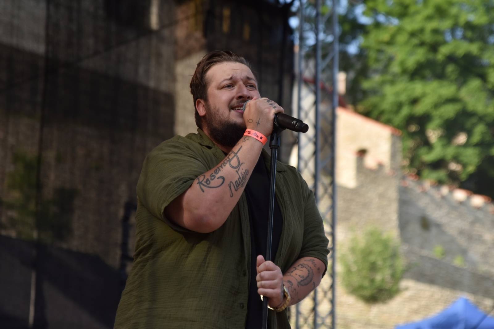 Rybičky 48 oslavily dvacetiny doma, popřáli jim Voxel či Imodium