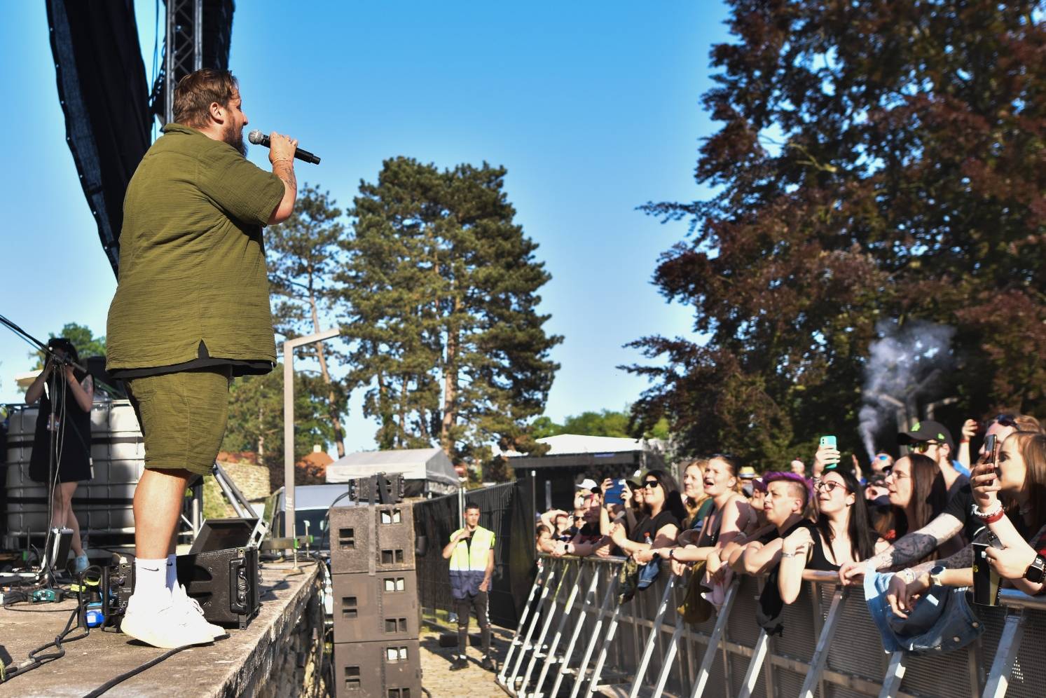 Rybičky 48 oslavily dvacetiny doma, popřáli jim Voxel či Imodium
