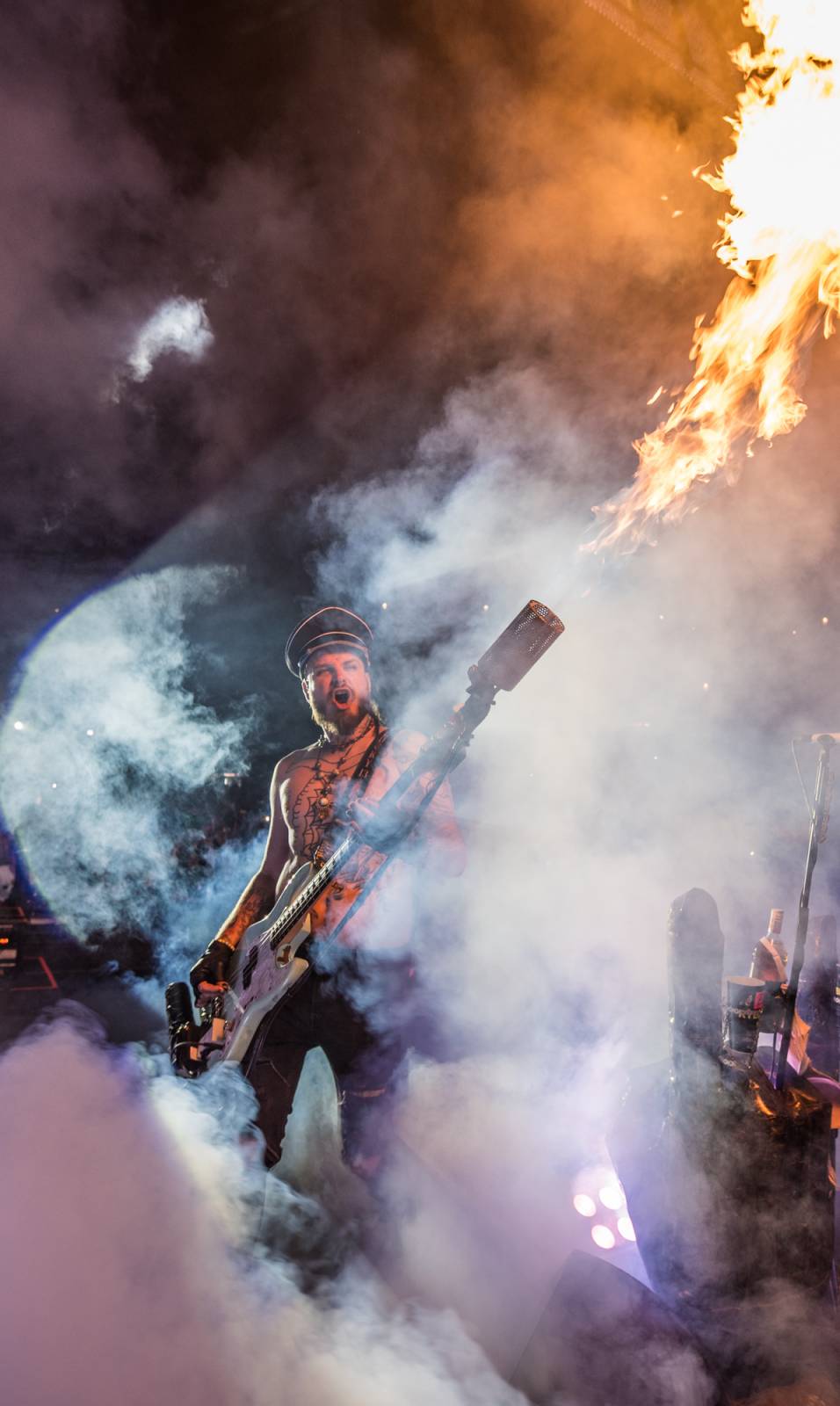 Show plná ohňostrojů a pyrotechniky. Rybičky 48 to rozbalily doma v Kutné Hoře