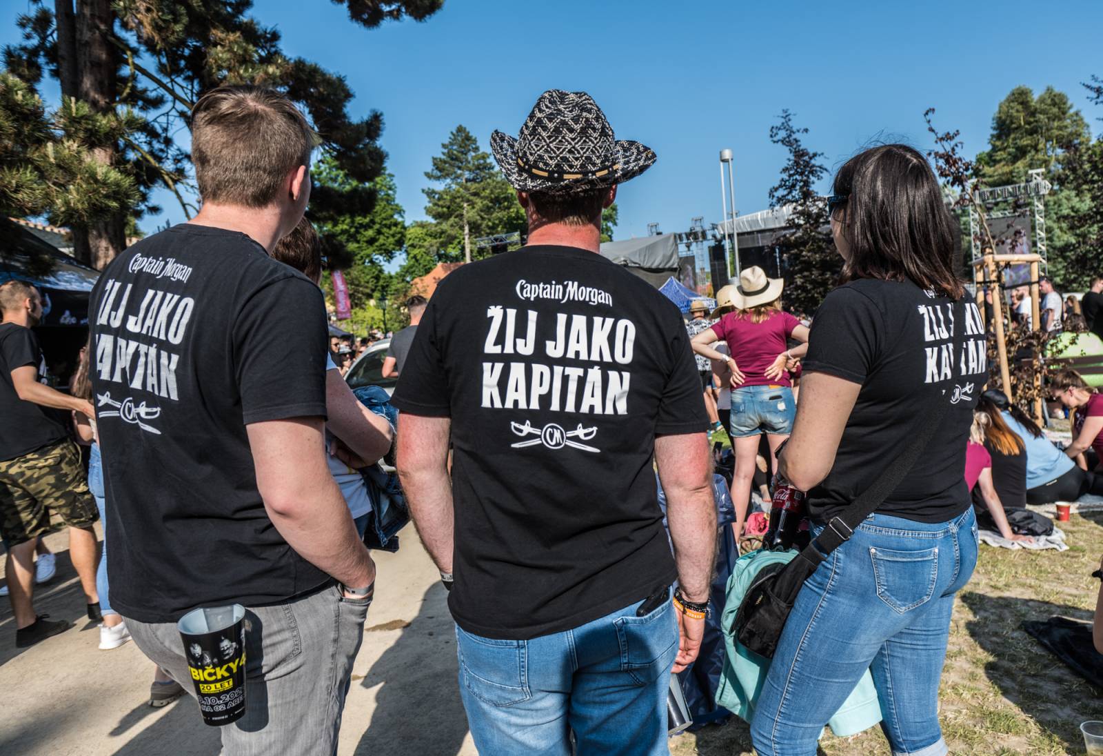 Show plná ohňostrojů a pyrotechniky. Rybičky 48 to rozbalily doma v Kutné Hoře