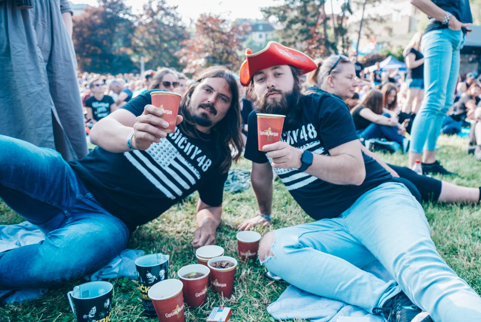 Show plná ohňostrojů a pyrotechniky. Rybičky 48 to rozbalily doma v Kutné Hoře