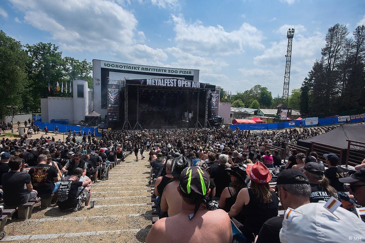 Plzeň se oblékla do černého. První den Metalfestu ovládli Avatar a Arch Enemy