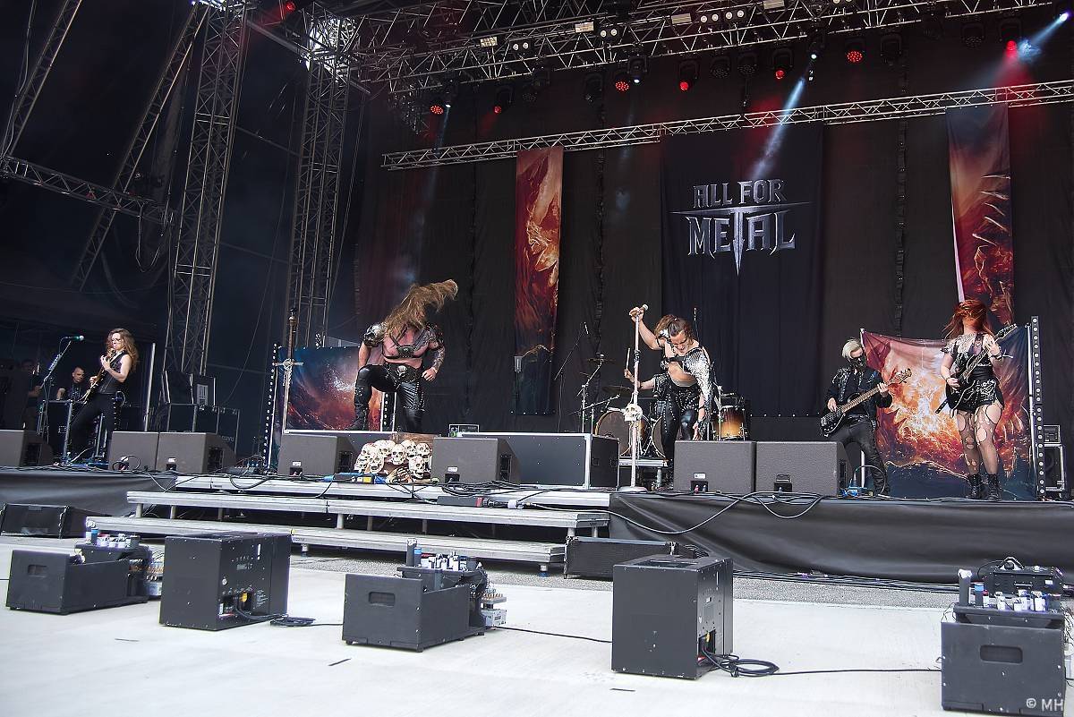 Plzeň se oblékla do černého. První den Metalfestu ovládli Avatar a Arch Enemy