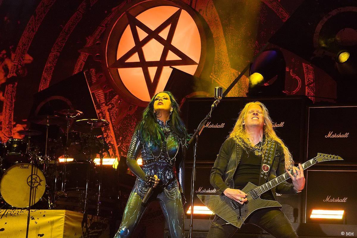 Plzeň se oblékla do černého. První den Metalfestu ovládli Avatar a Arch Enemy