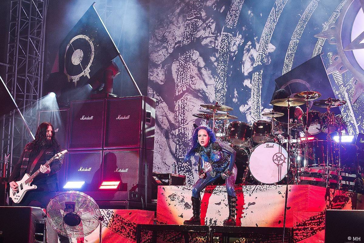 Plzeň se oblékla do černého. První den Metalfestu ovládli Avatar a Arch Enemy