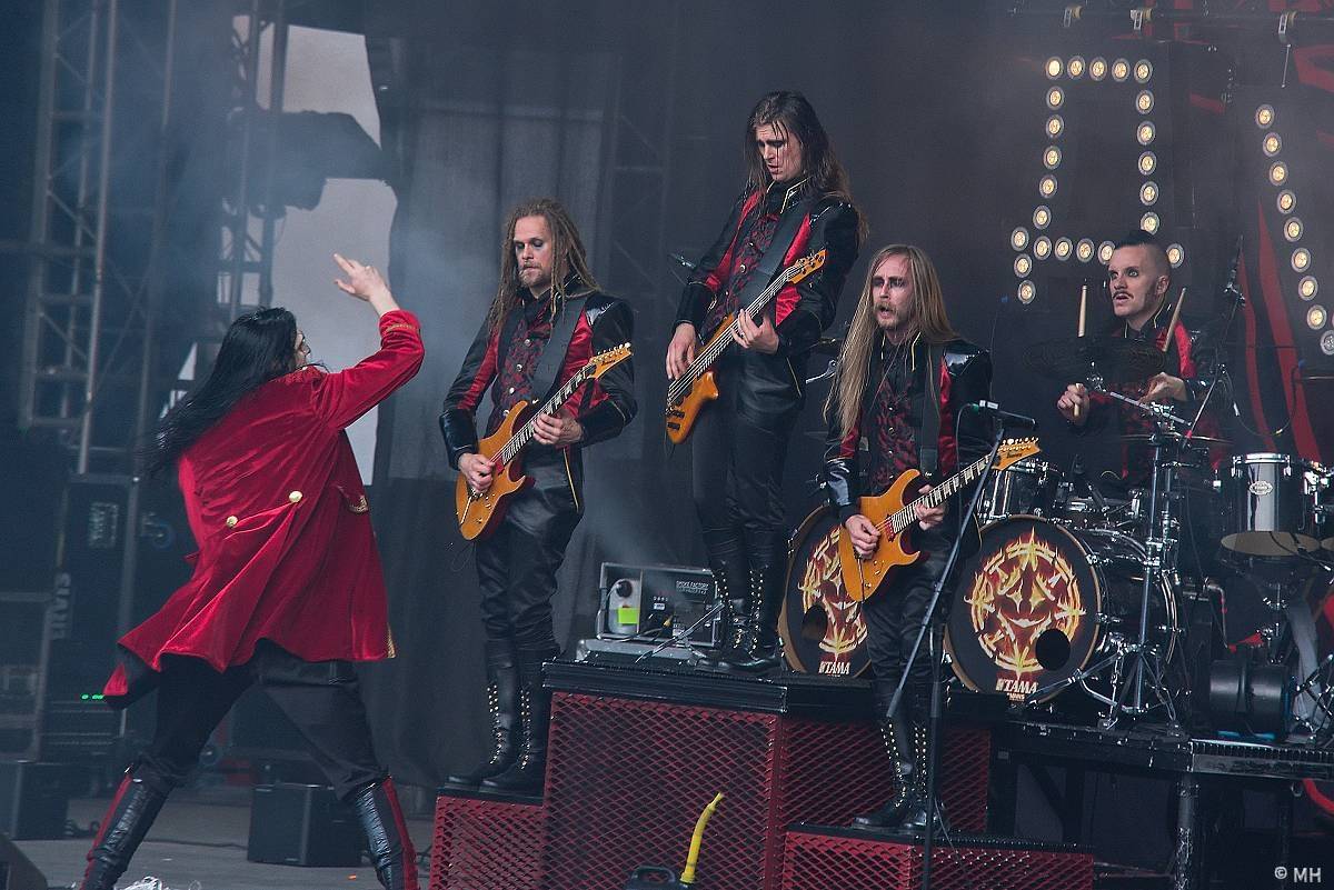 Plzeň se oblékla do černého. První den Metalfestu ovládli Avatar a Arch Enemy