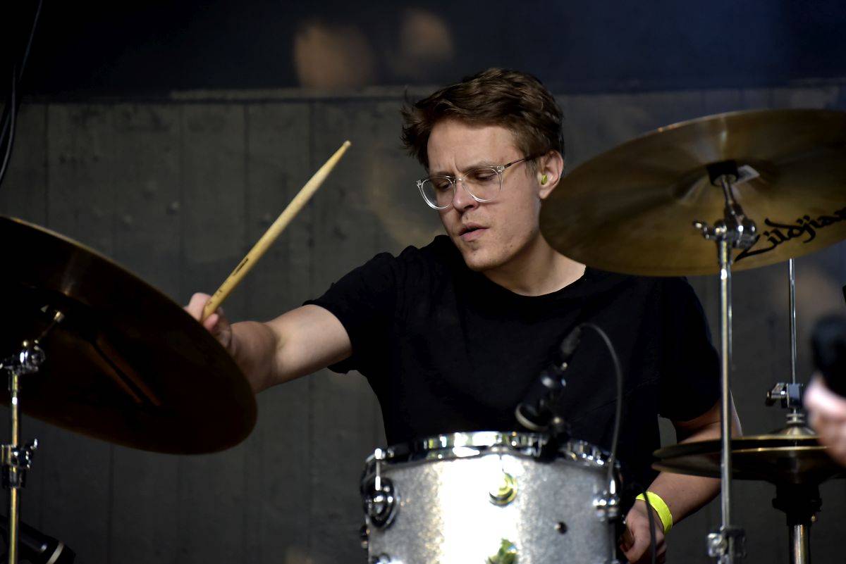 Kosheen zahájili turné po Česku, fanoušky bavili v Riegrových sadech