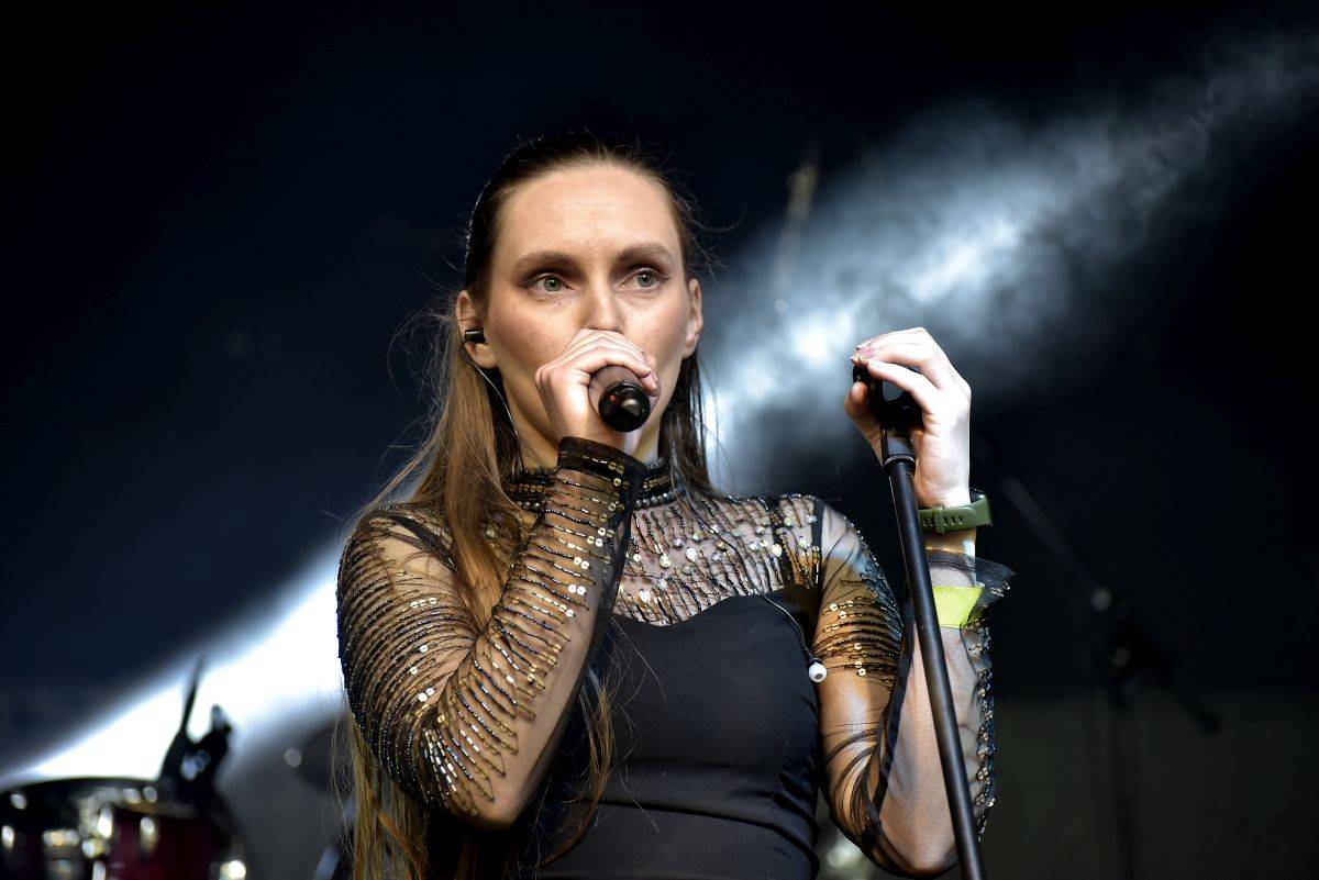 Kosheen zahájili turné po Česku, fanoušky bavili v Riegrových sadech