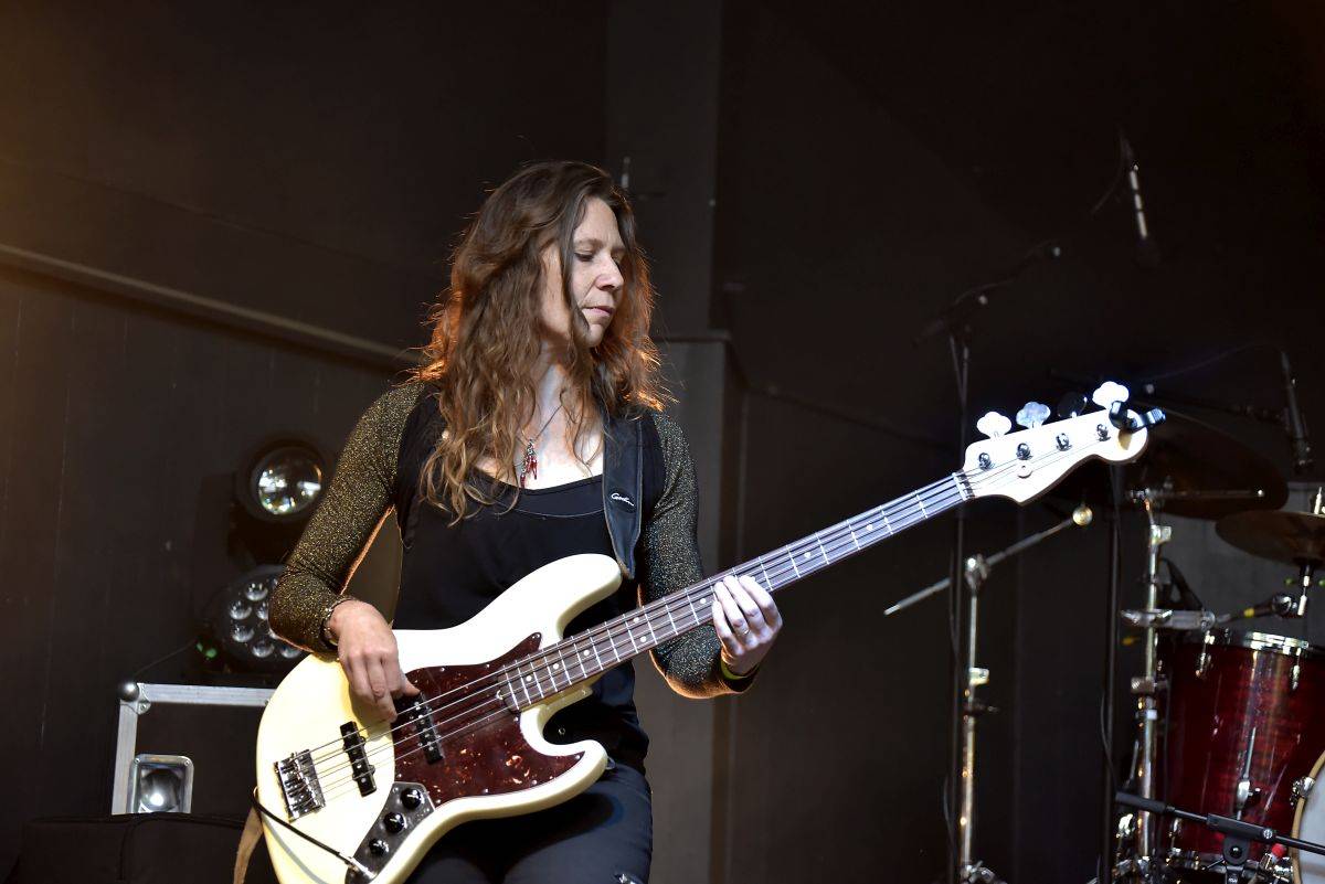 Kosheen zahájili turné po Česku, fanoušky bavili v Riegrových sadech