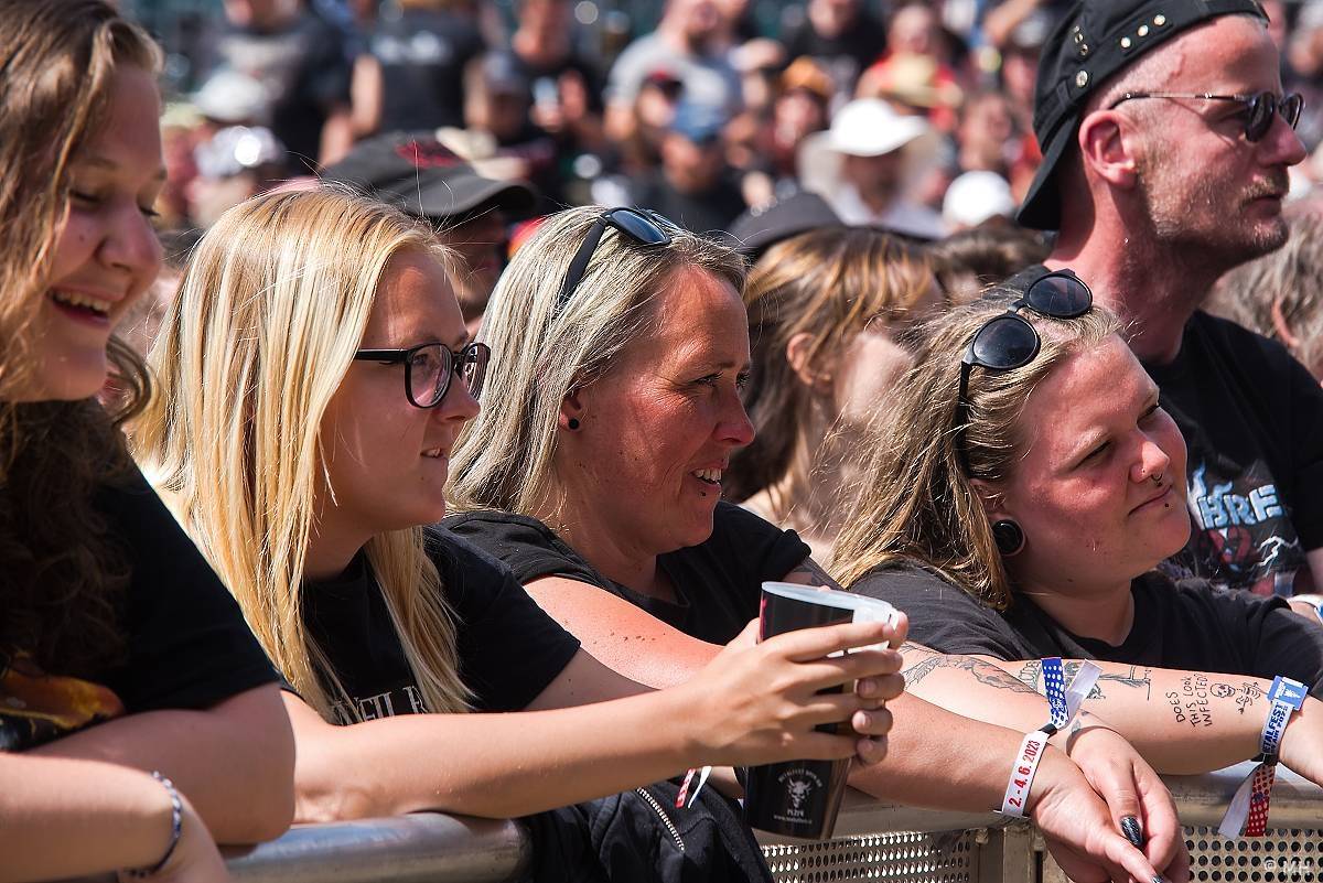 Druhý den Metalfestu kázali Powerwolf, rozjeli to také Korpiklaani a Turmion Kätilöt