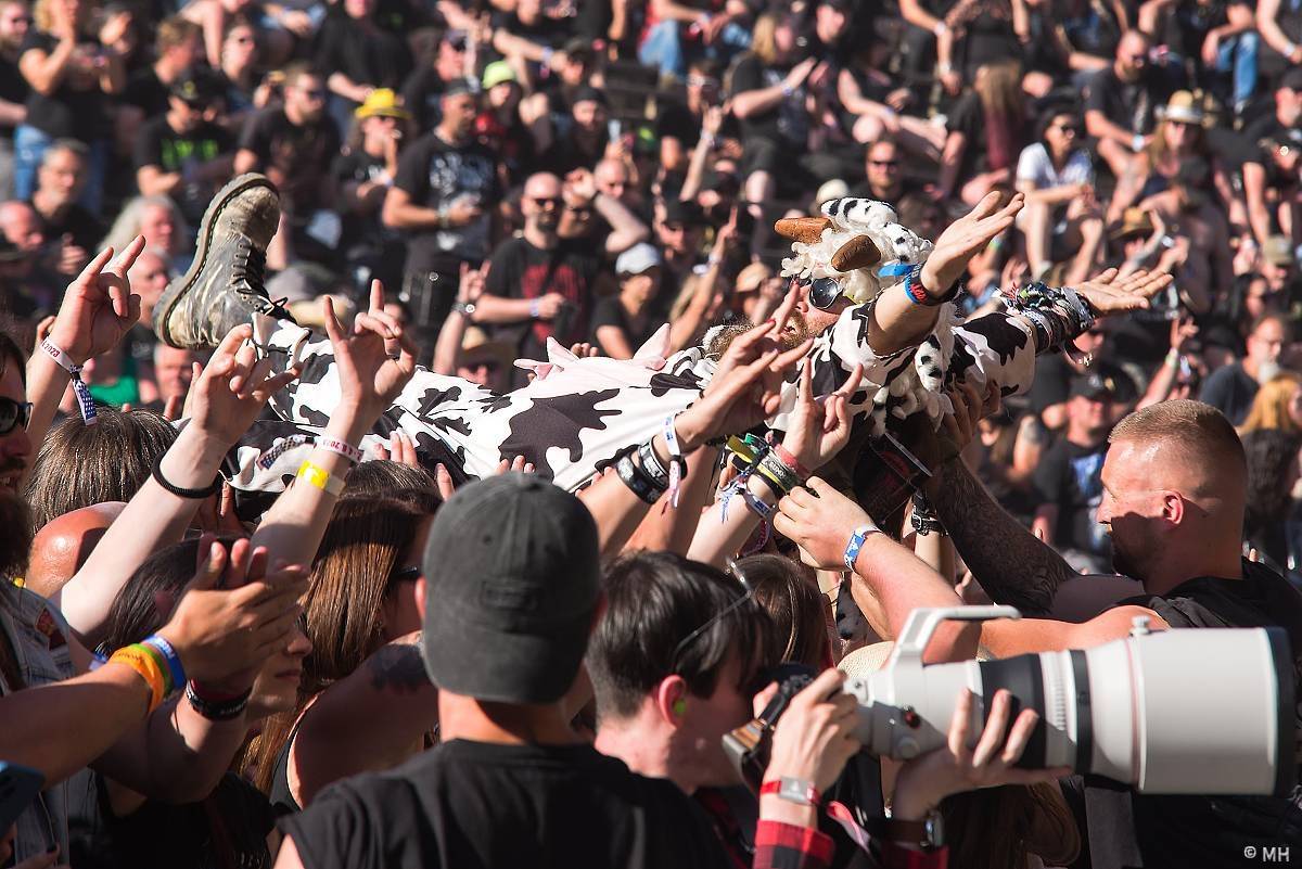 Druhý den Metalfestu kázali Powerwolf, rozjeli to také Korpiklaani a Turmion Kätilöt
