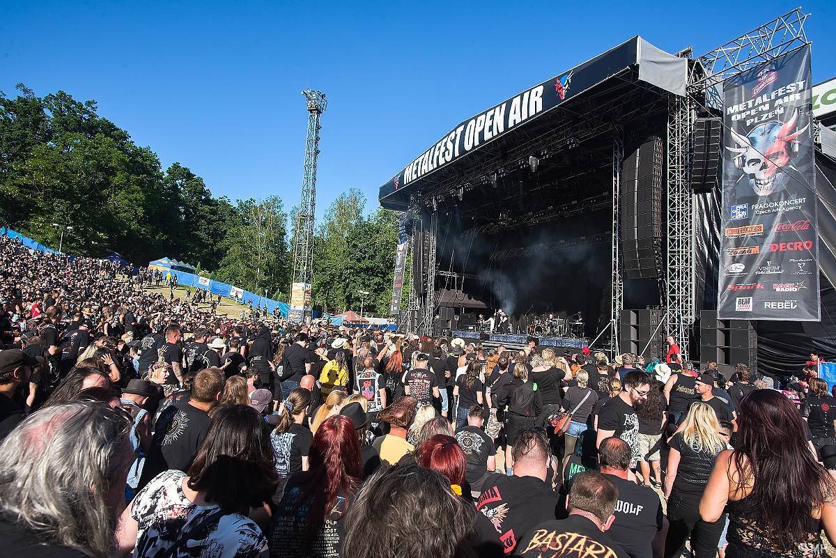 Druhý den Metalfestu kázali Powerwolf, rozjeli to také Korpiklaani a Turmion Kätilöt