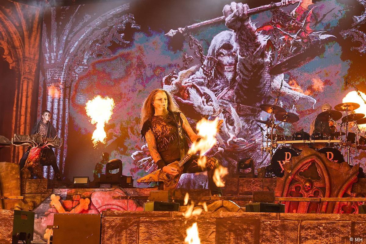 Druhý den Metalfestu kázali Powerwolf, rozjeli to také Korpiklaani a Turmion Kätilöt