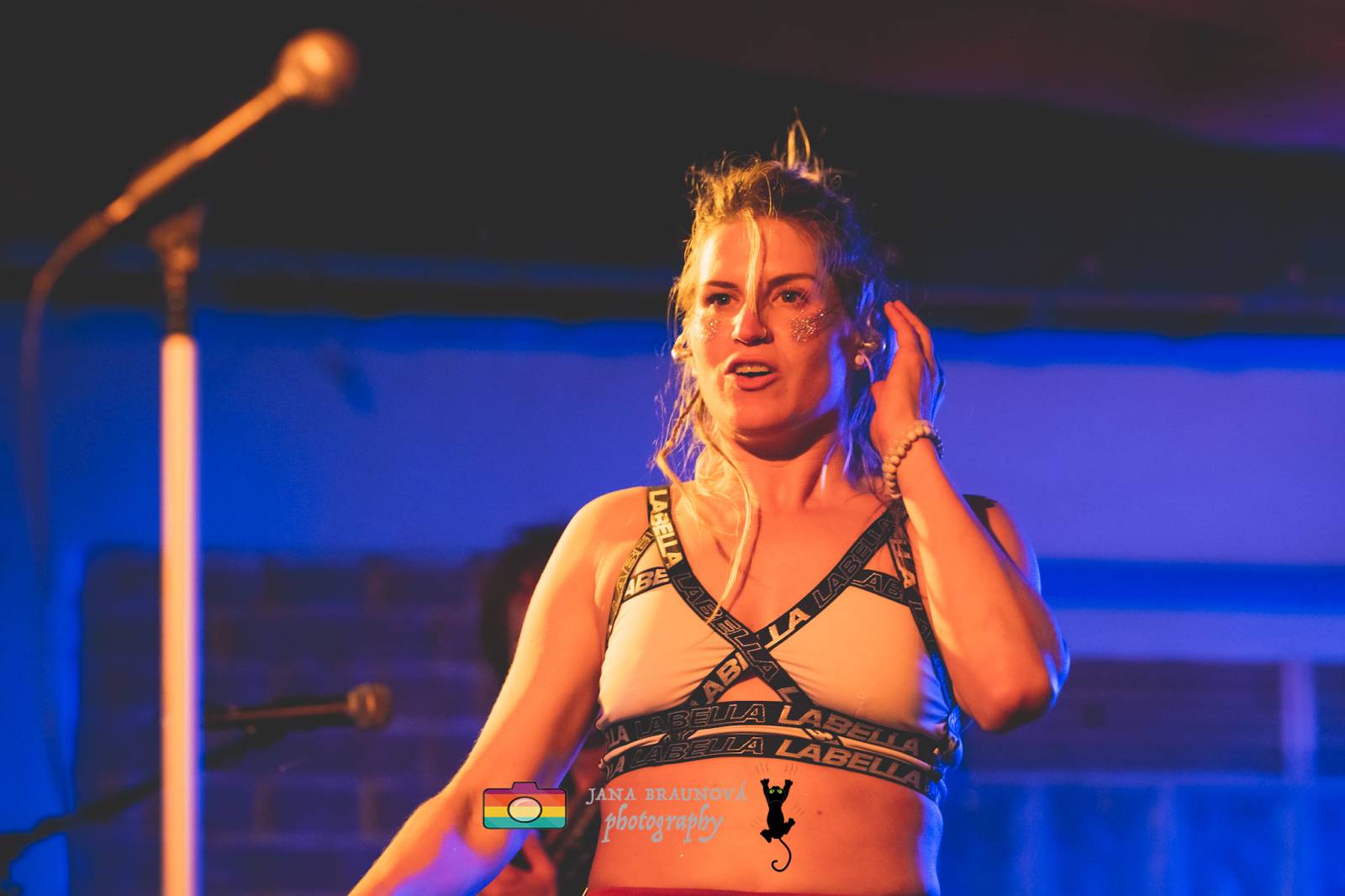 Gaia Mesiah zavítala do Plzně, odehrála energickou a divokou show