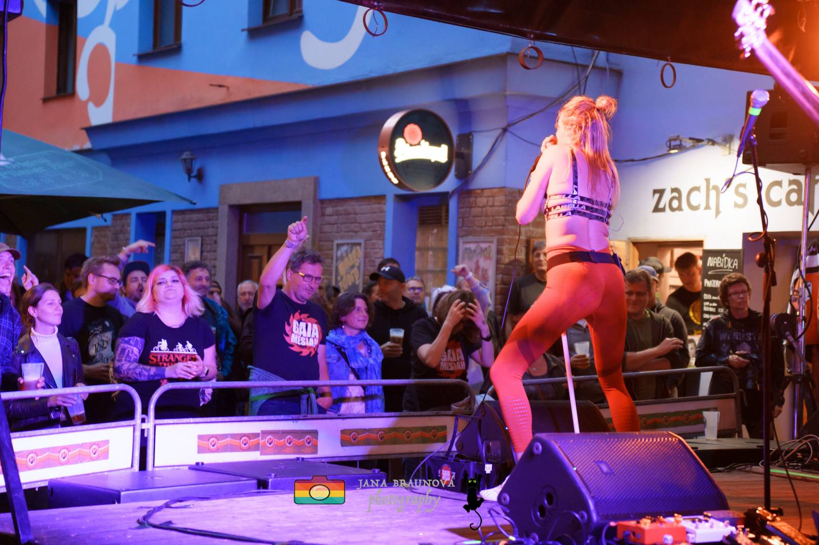 Gaia Mesiah zavítala do Plzně, odehrála energickou a divokou show