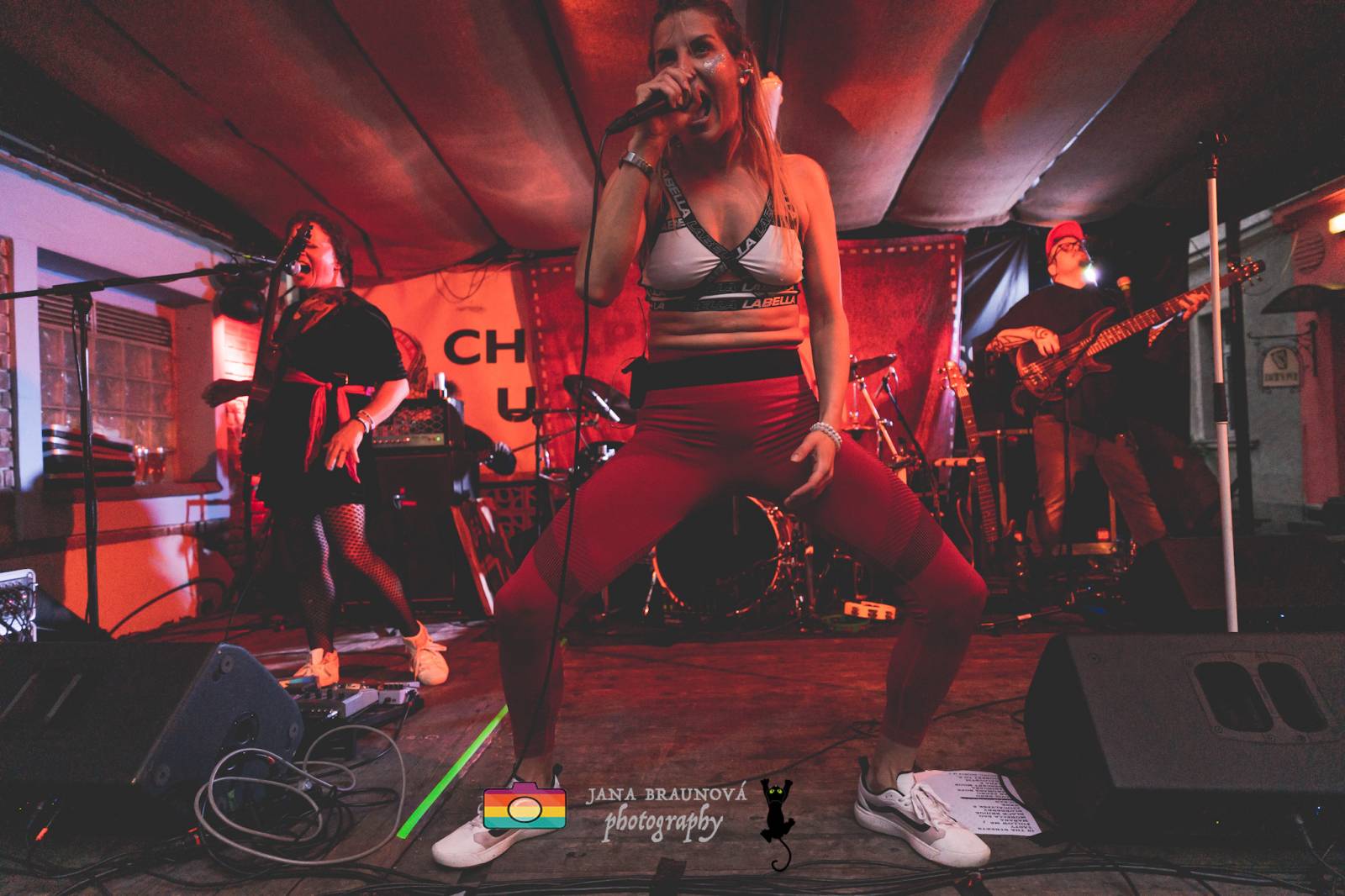 Gaia Mesiah zavítala do Plzně, odehrála energickou a divokou show