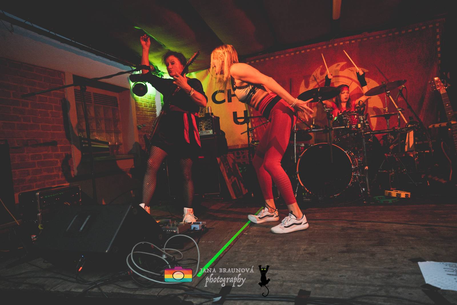 Gaia Mesiah zavítala do Plzně, odehrála energickou a divokou show