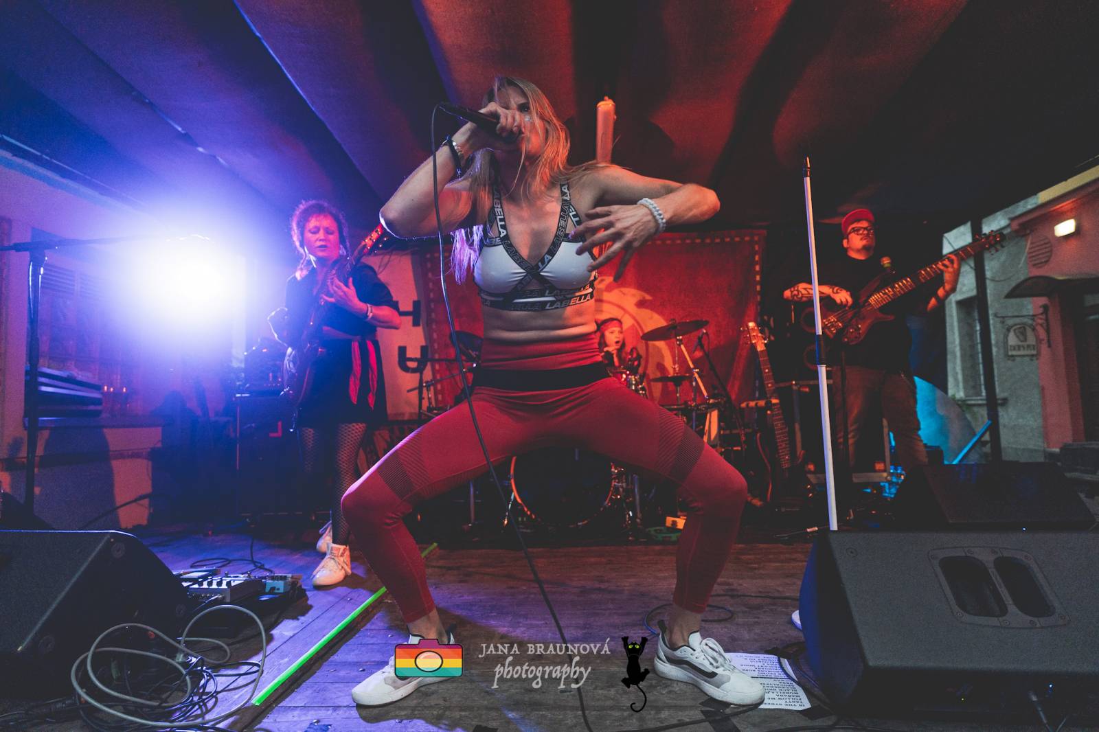 Gaia Mesiah zavítala do Plzně, odehrála energickou a divokou show