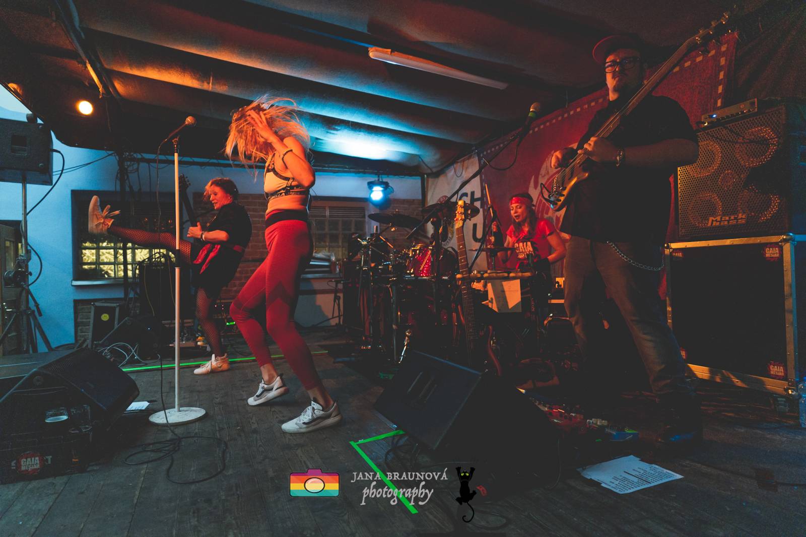 Gaia Mesiah zavítala do Plzně, odehrála energickou a divokou show