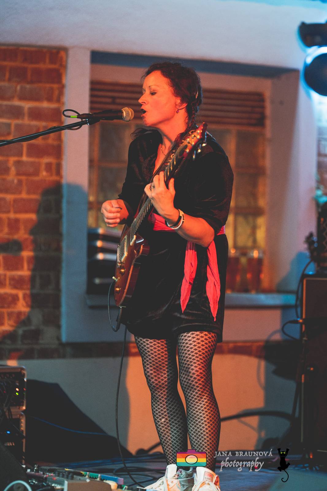 Gaia Mesiah zavítala do Plzně, odehrála energickou a divokou show