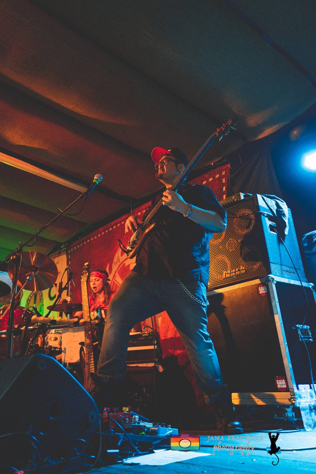 Gaia Mesiah zavítala do Plzně, odehrála energickou a divokou show