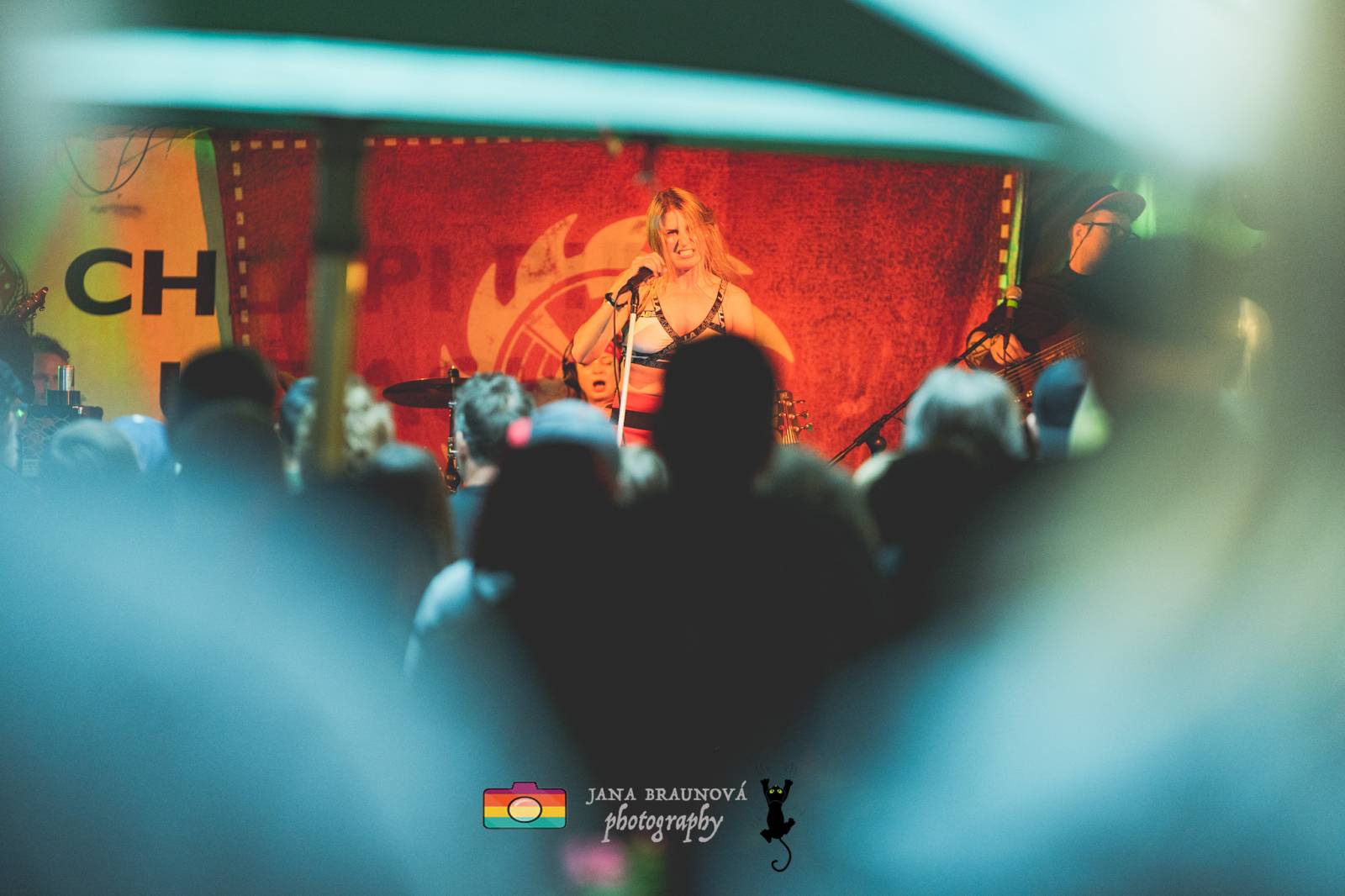 Gaia Mesiah zavítala do Plzně, odehrála energickou a divokou show