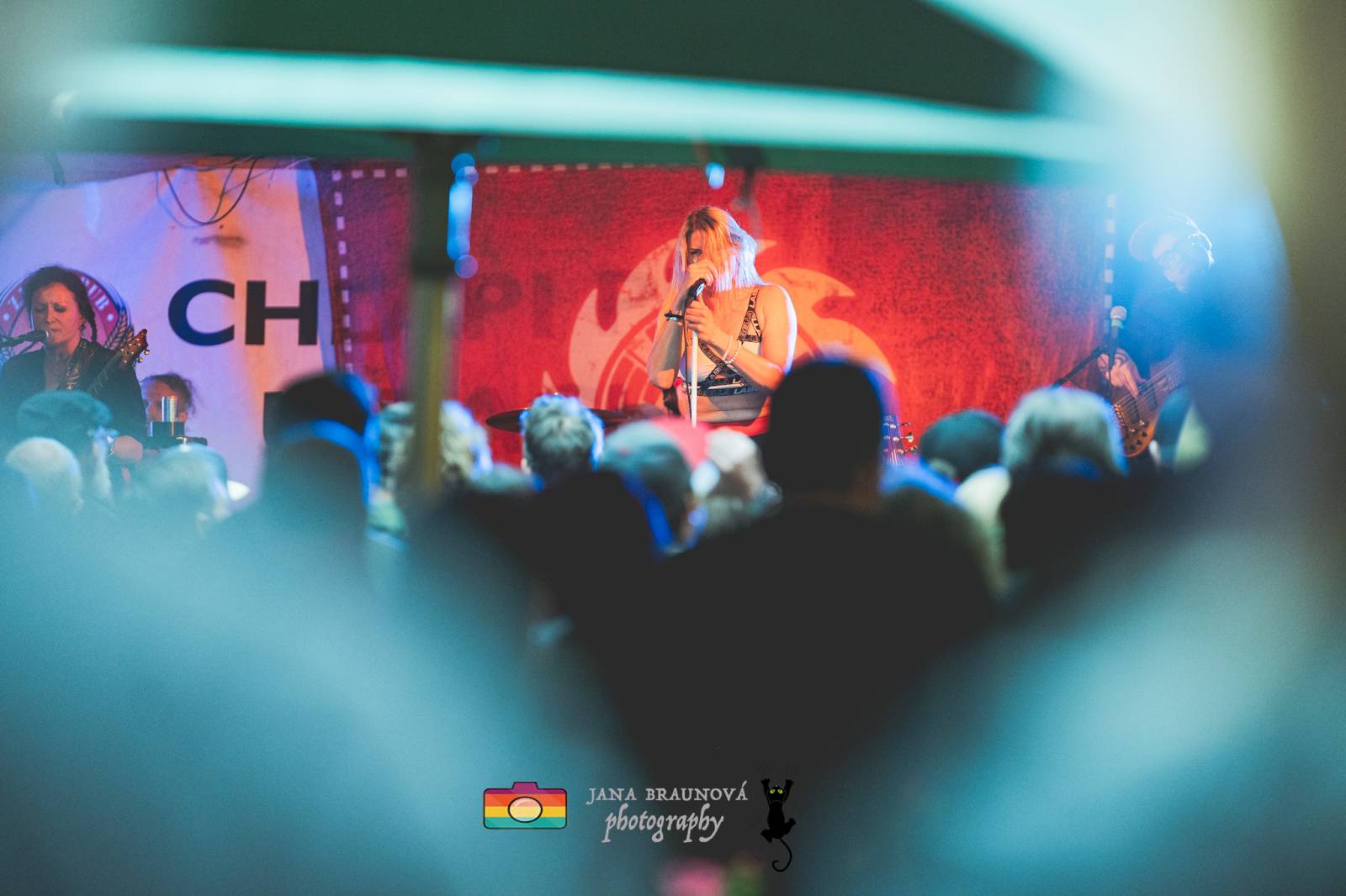 Gaia Mesiah zavítala do Plzně, odehrála energickou a divokou show