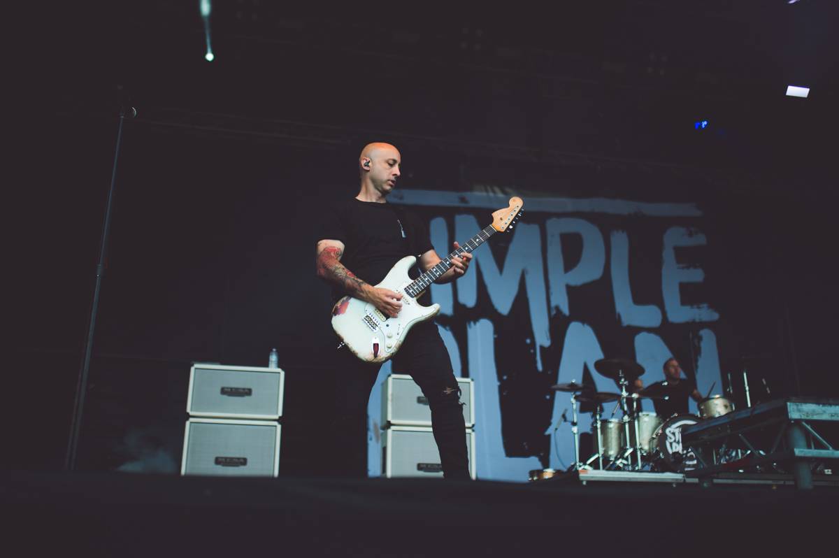 V Hradci Králové zahráli Simple Plan, Polaris i Lorna Shore, headlinery prvního dne Rock for People byli Slipknot