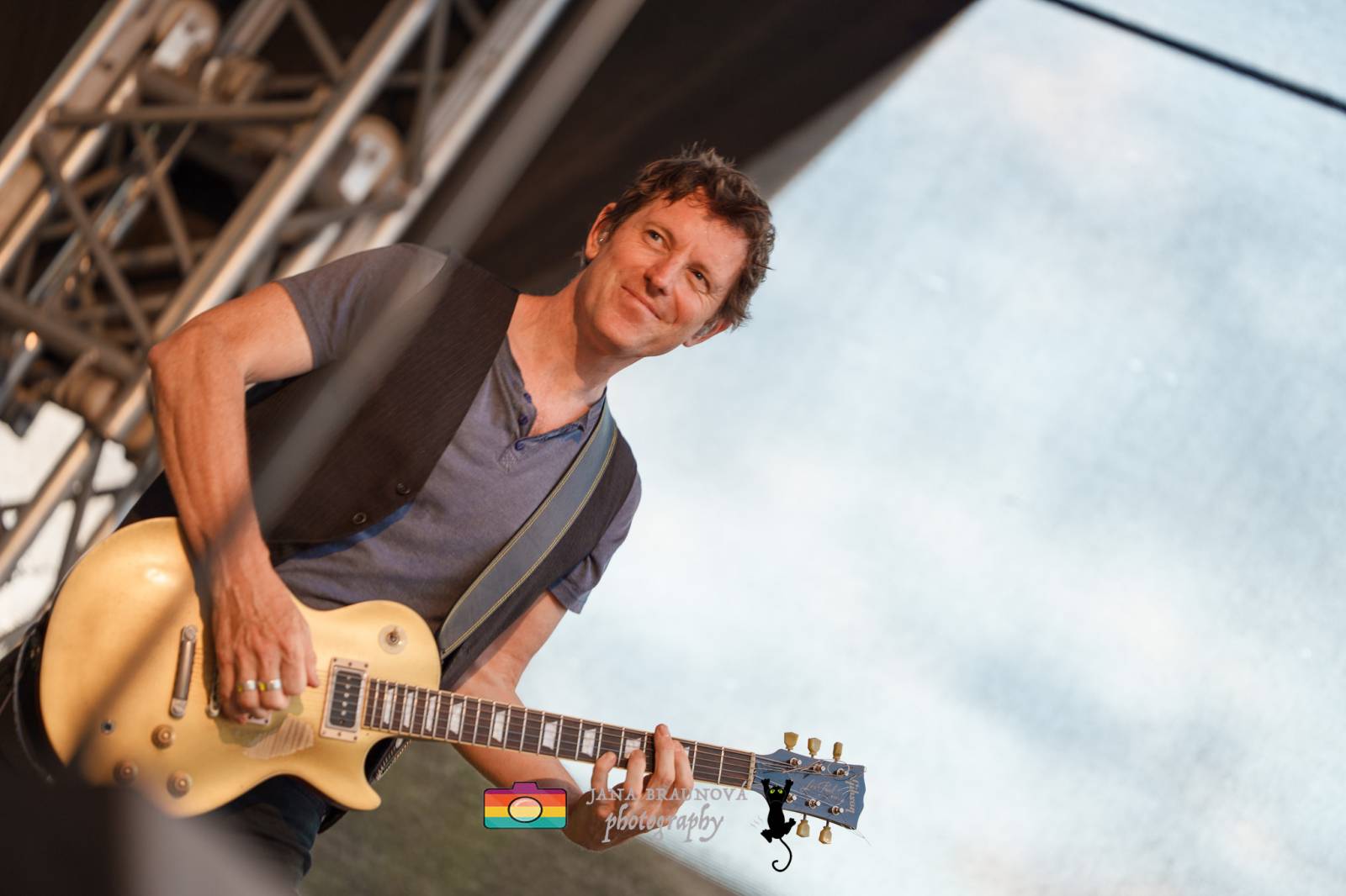 Kosheen zakončili v Plzni turné po Česku, publikum si podmanili svou energií