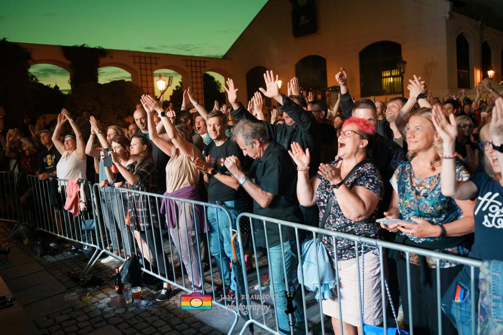 Kosheen zakončili v Plzni turné po Česku, publikum si podmanili svou energií