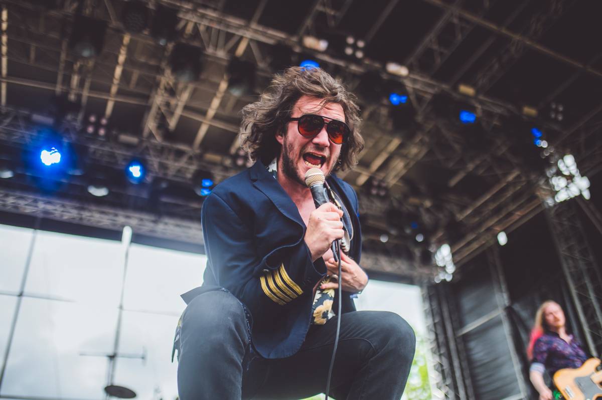 Mod Sun, Ashnikko, ale také The Silver Spoons. Takový byl druhý den Rock for People