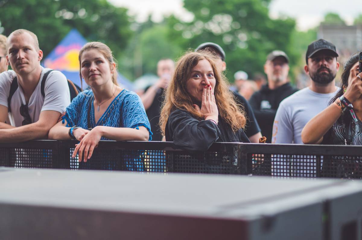 Mod Sun, Ashnikko, ale také The Silver Spoons. Takový byl druhý den Rock for People