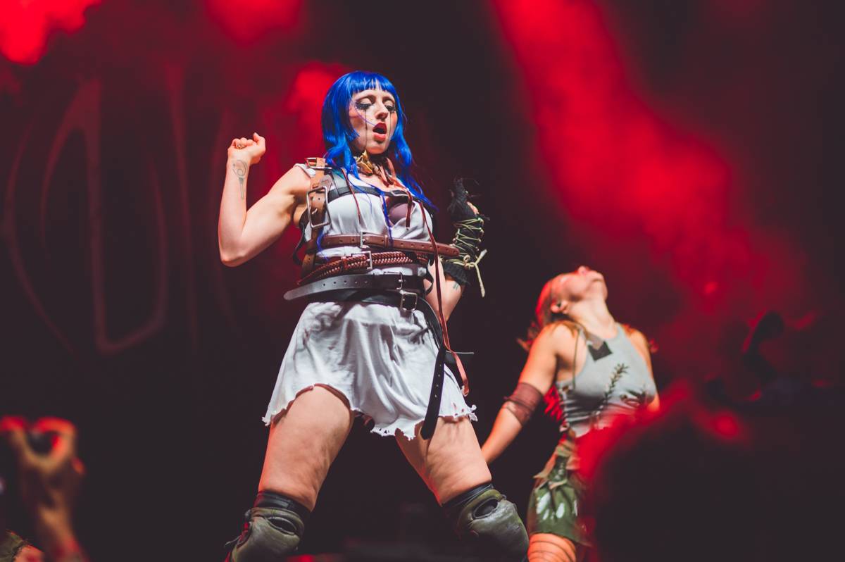 Mod Sun, Ashnikko, ale také The Silver Spoons. Takový byl druhý den Rock for People