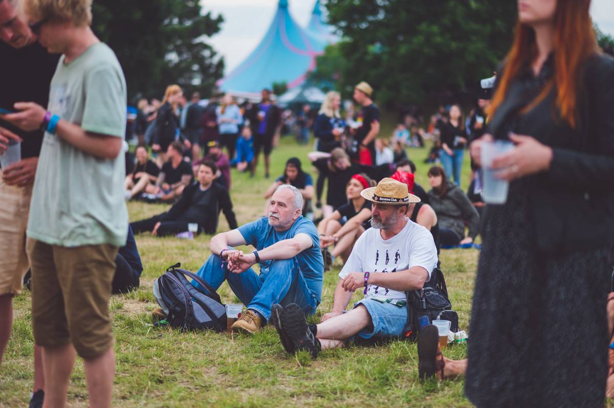 Mod Sun, Ashnikko, ale také The Silver Spoons. Takový byl druhý den Rock for People