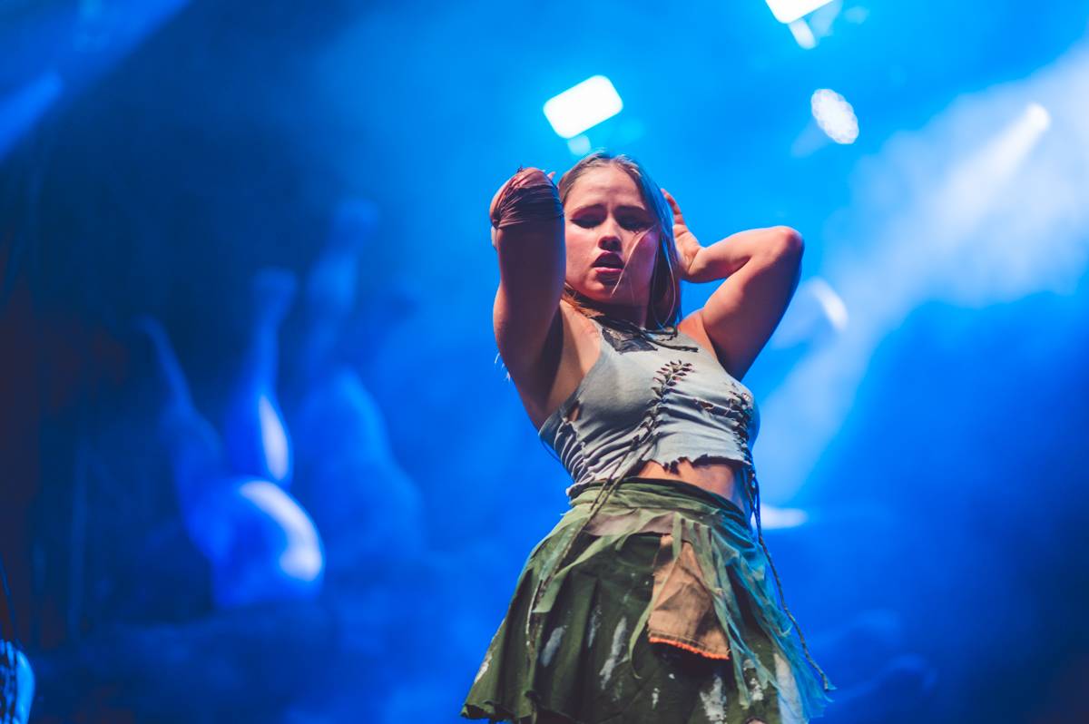 Mod Sun, Ashnikko, ale také The Silver Spoons. Takový byl druhý den Rock for People