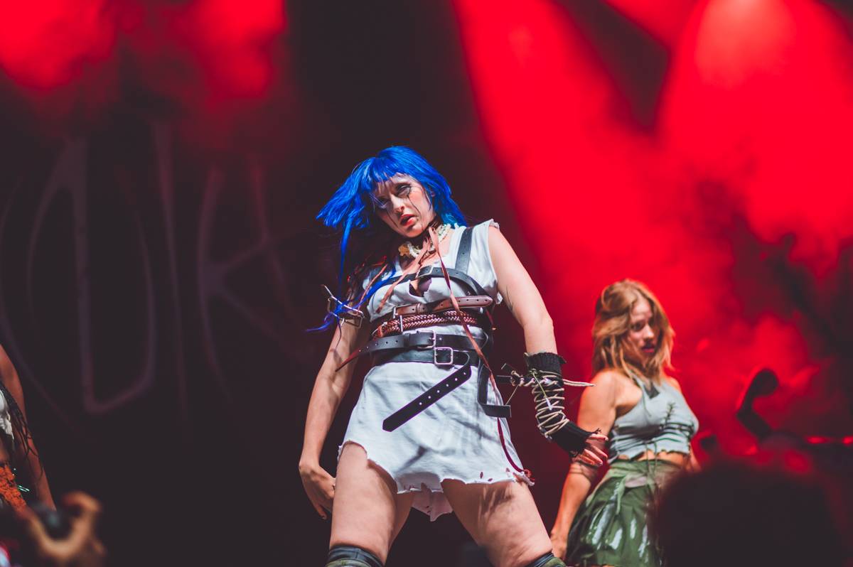 Mod Sun, Ashnikko, ale také The Silver Spoons. Takový byl druhý den Rock for People