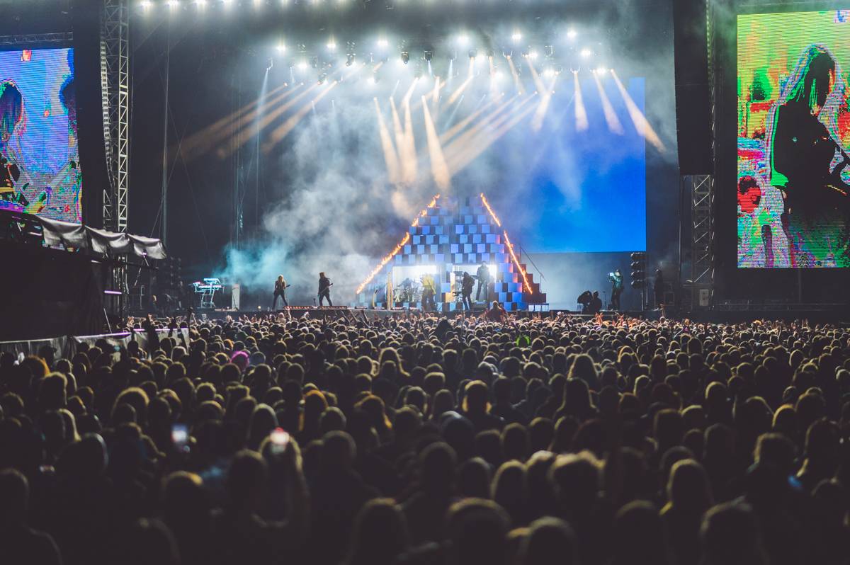 Mod Sun, Ashnikko, ale také The Silver Spoons. Takový byl druhý den Rock for People