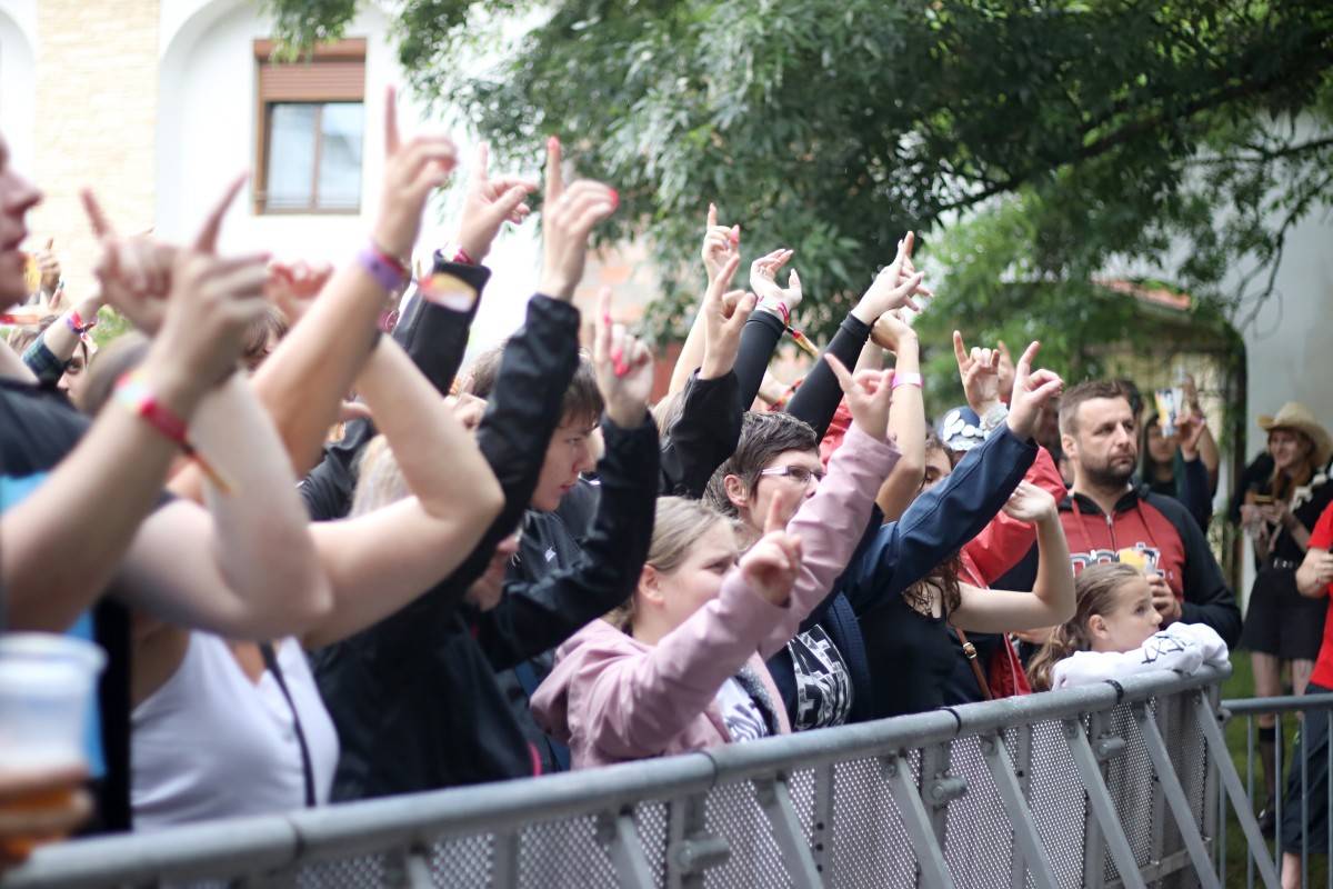Břeclavské slavnosti slaví deset let. Přáli jim Chinaski, Škwor, Kapitán Demo nebo Trautenberk