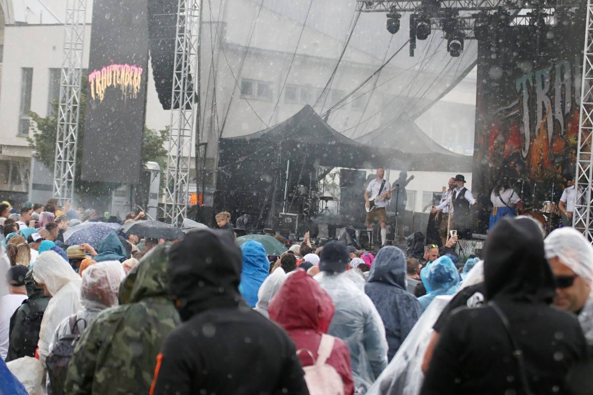 Břeclavské slavnosti slaví deset let. Přáli jim Chinaski, Škwor, Kapitán Demo nebo Trautenberk