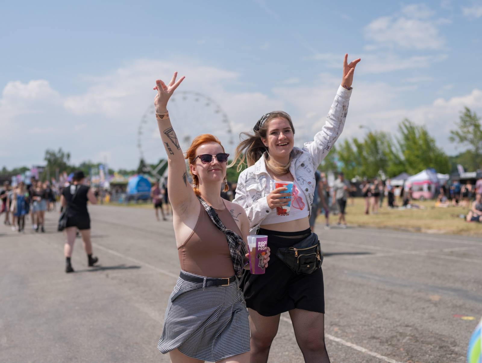 Třetí den Rock for People měl dva headlinery. Po The 1975 se do této role pasovali i Papa Roach