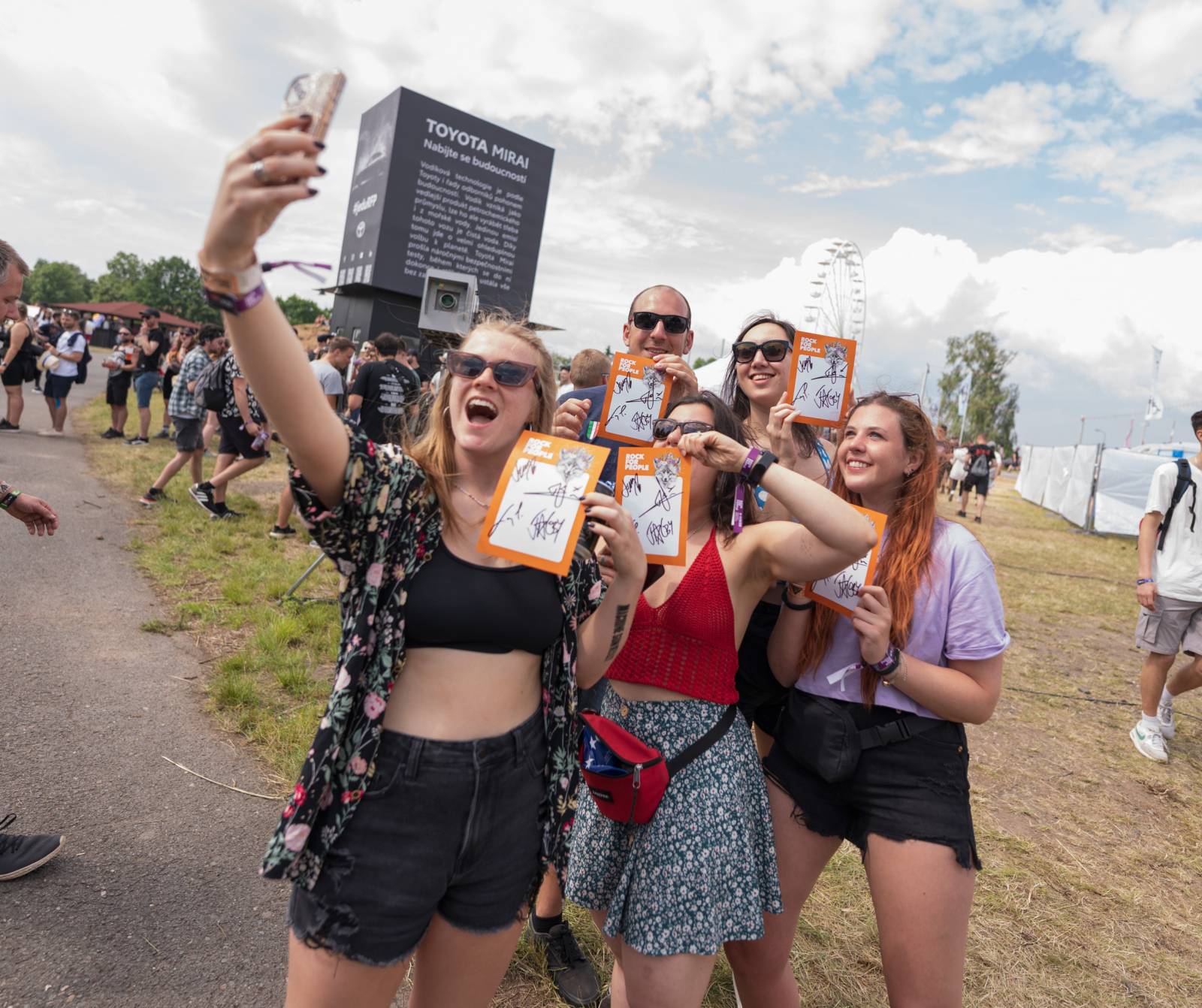 Třetí den Rock for People měl dva headlinery. Po The 1975 se do této role pasovali i Papa Roach