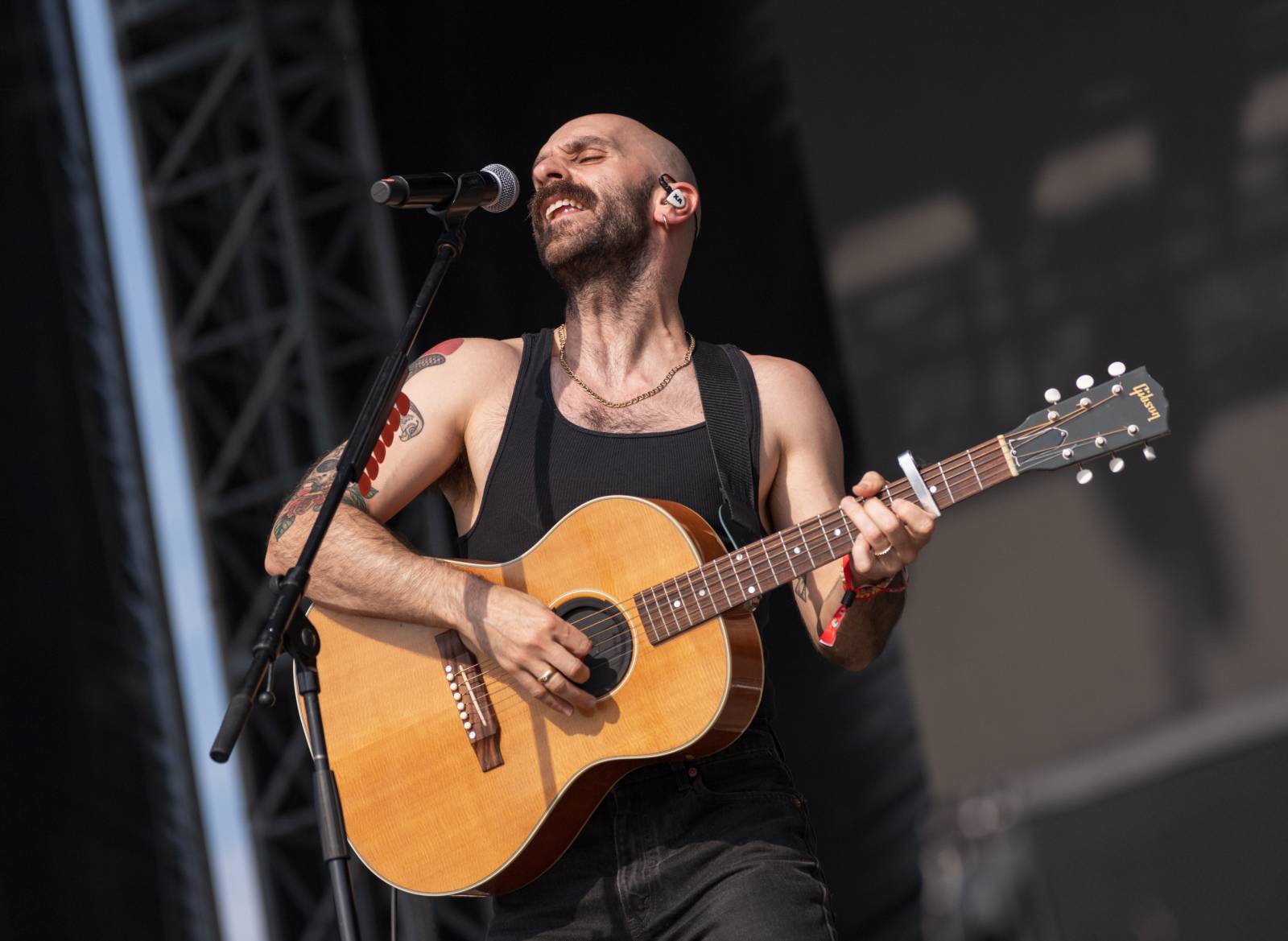 Třetí den Rock for People měl dva headlinery. Po The 1975 se do této role pasovali i Papa Roach