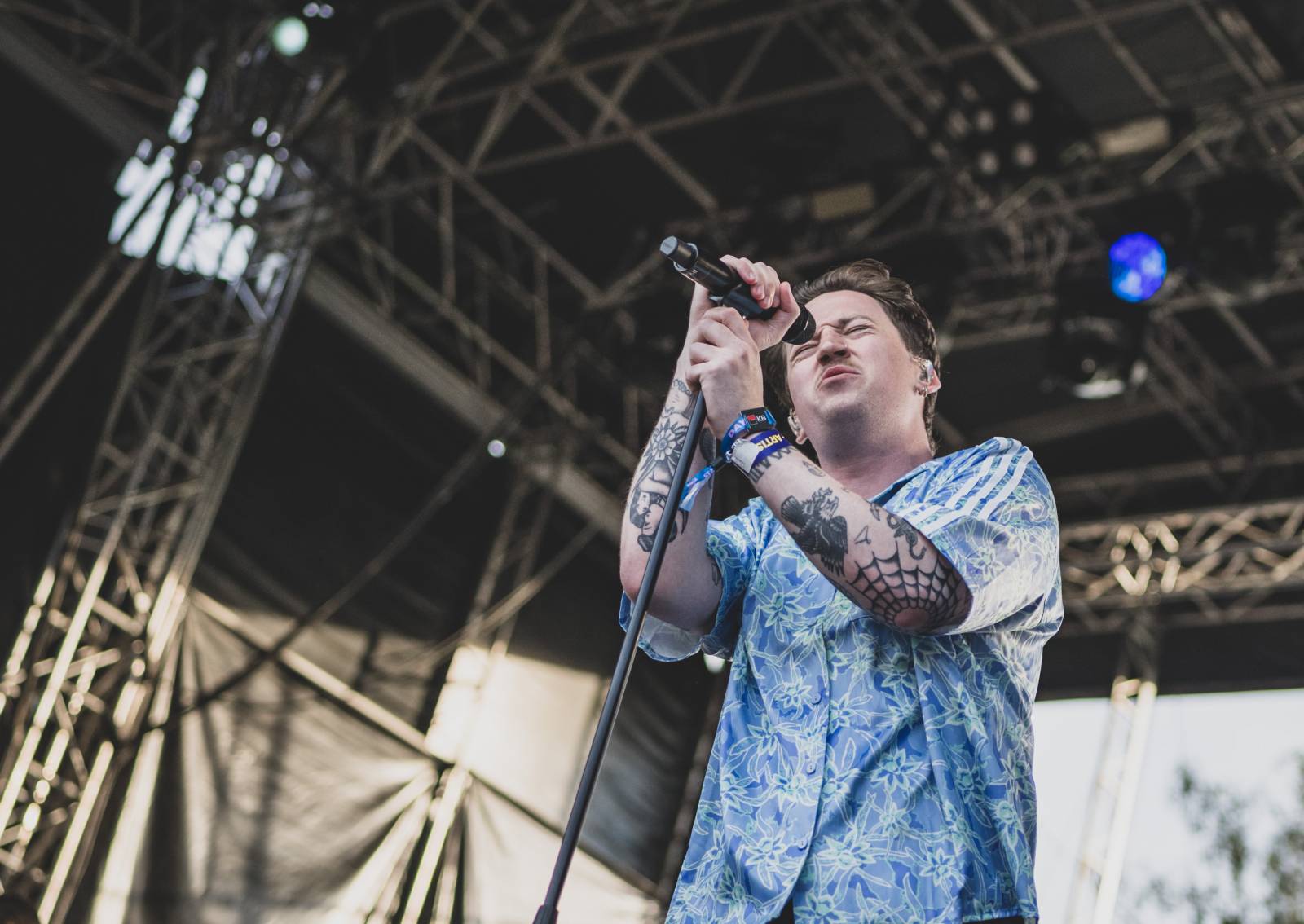 Třetí den Rock for People měl dva headlinery. Po The 1975 se do této role pasovali i Papa Roach