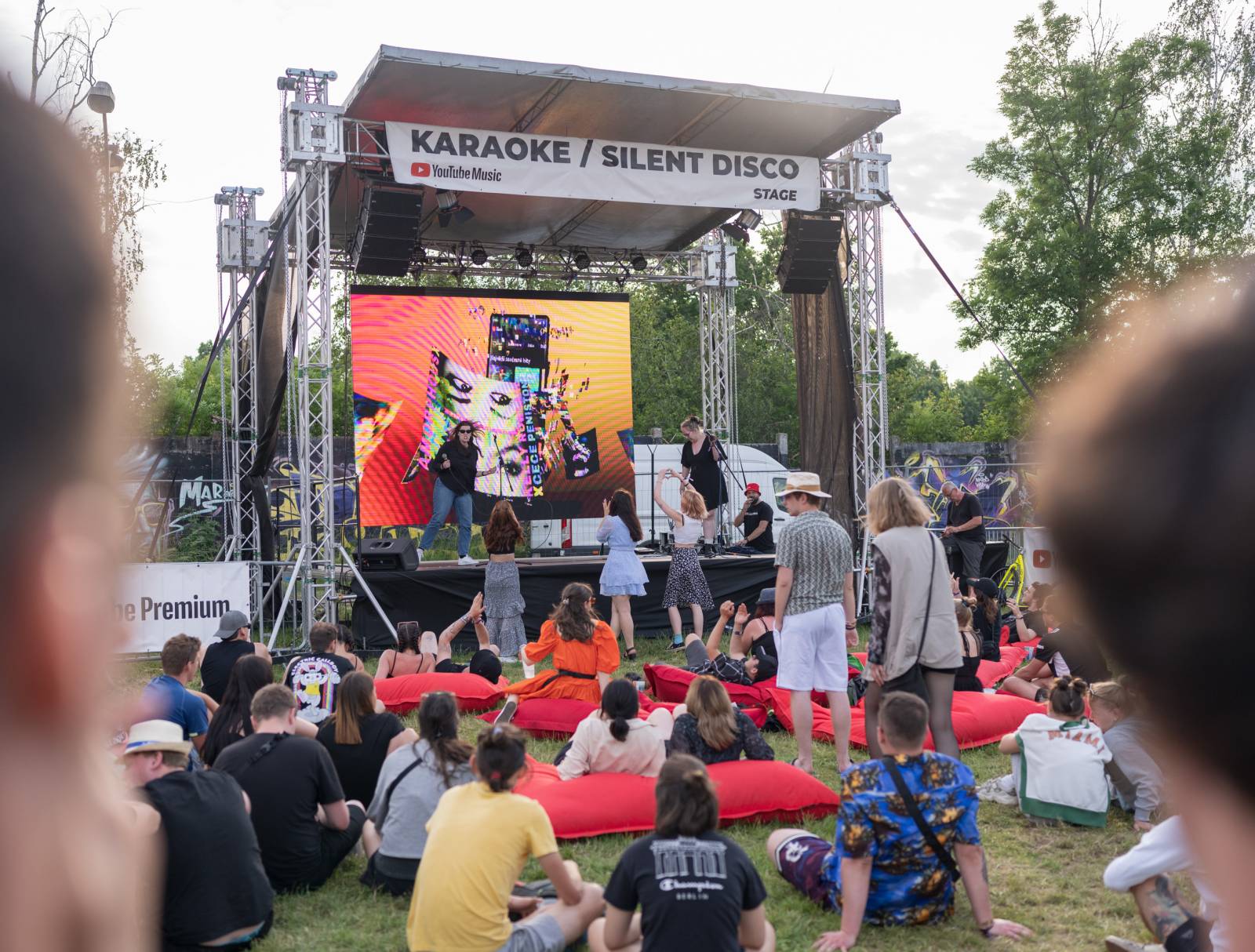 Třetí den Rock for People měl dva headlinery. Po The 1975 se do této role pasovali i Papa Roach